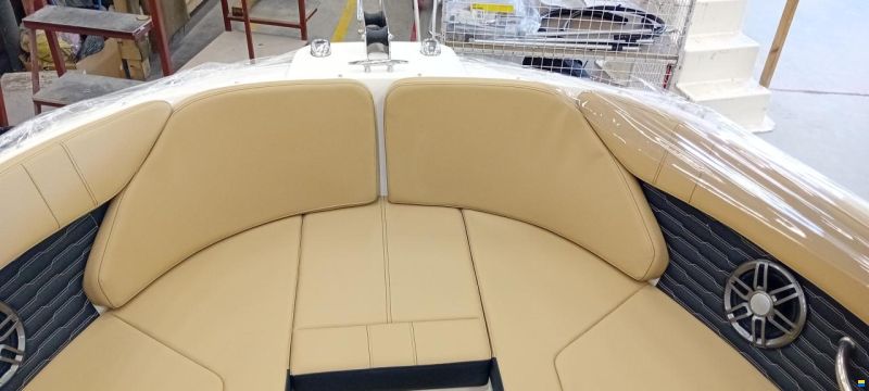 Sea Ray 230 SPXE