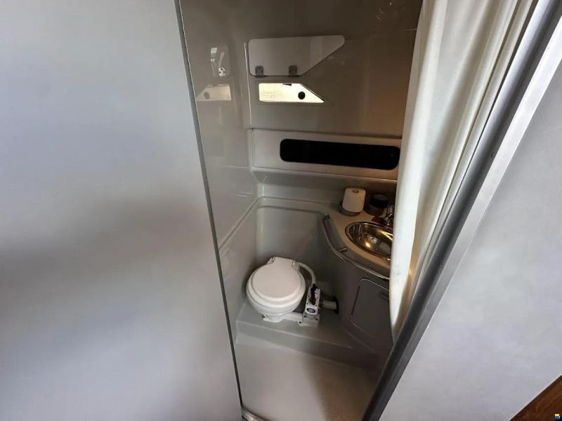 Sea Ray 270 DA