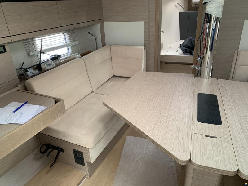 Hanse 418
