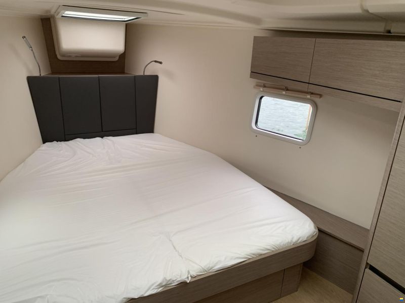 Hanse 418