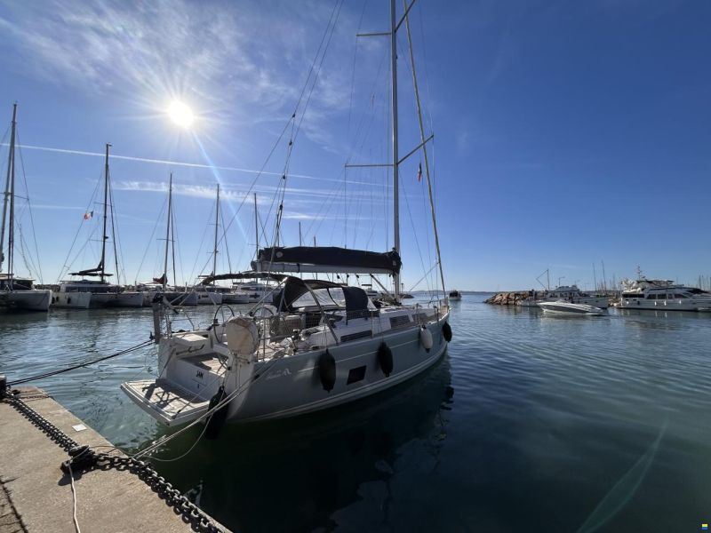 Hanse 418