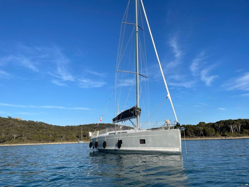 Hanse 418