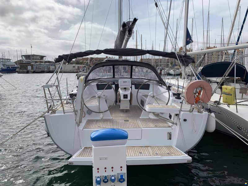 Hanse 418