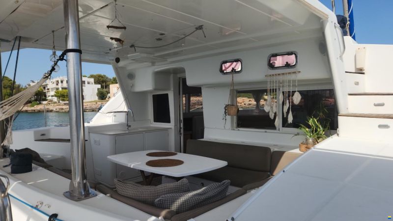 Lagoon 440