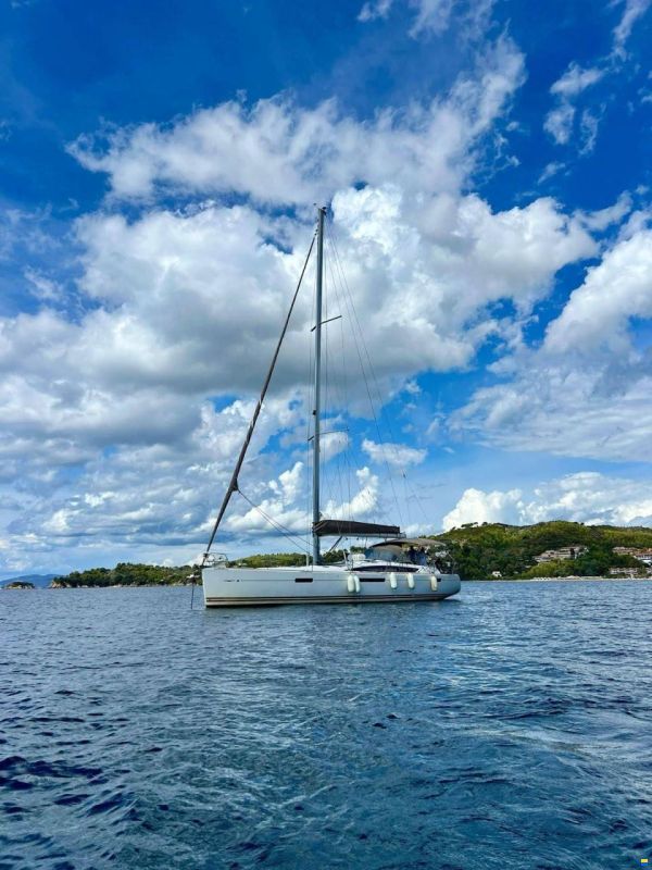 Jeanneau 53