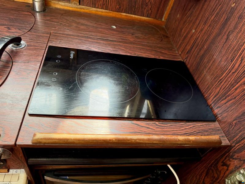 Kirie Ketch Fifty 40
