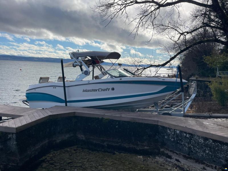 MasterCraft X24 | 2019 | 380 h | DockStar & Salt Wat