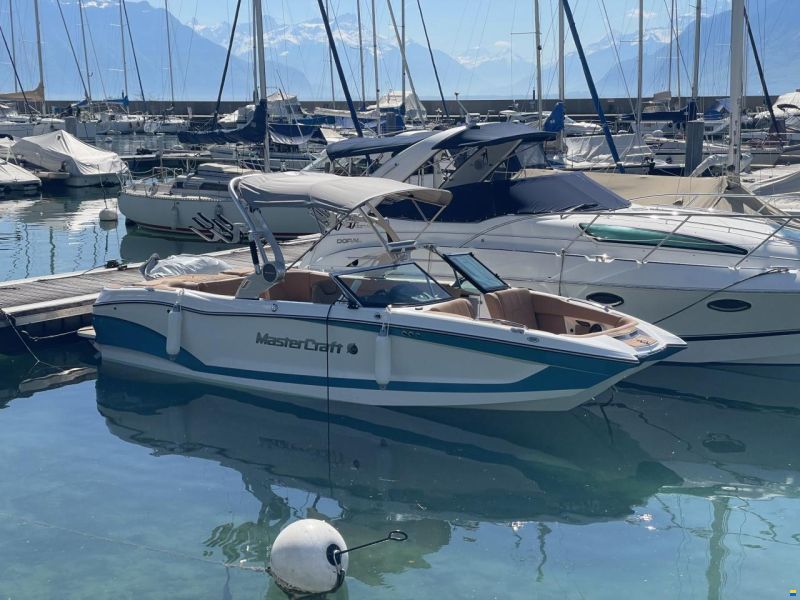 MasterCraft X24 | 2019 | 380 h | DockStar & Salt Wat