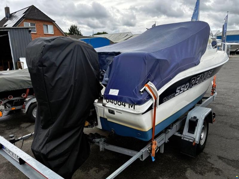 Remus 550 Cabin