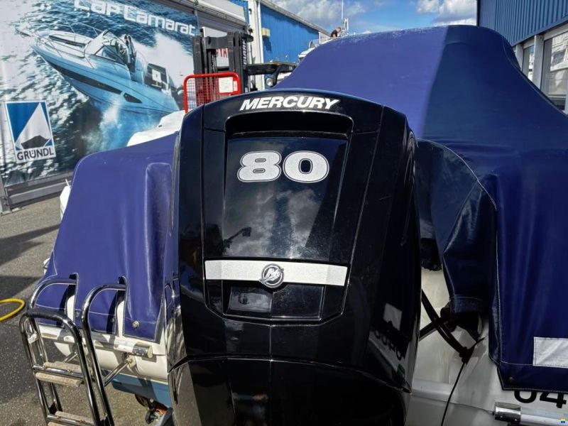 Remus 550 Cabin
