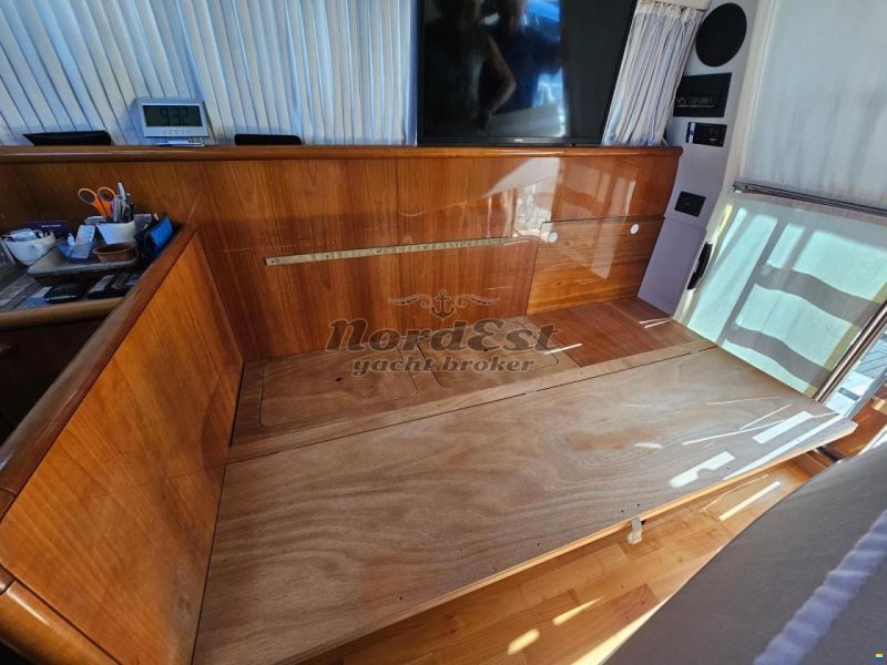 Ferretti 430