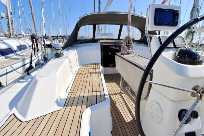 Bavaria 33 Cruiser