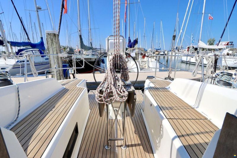 Bavaria 33 Cruiser