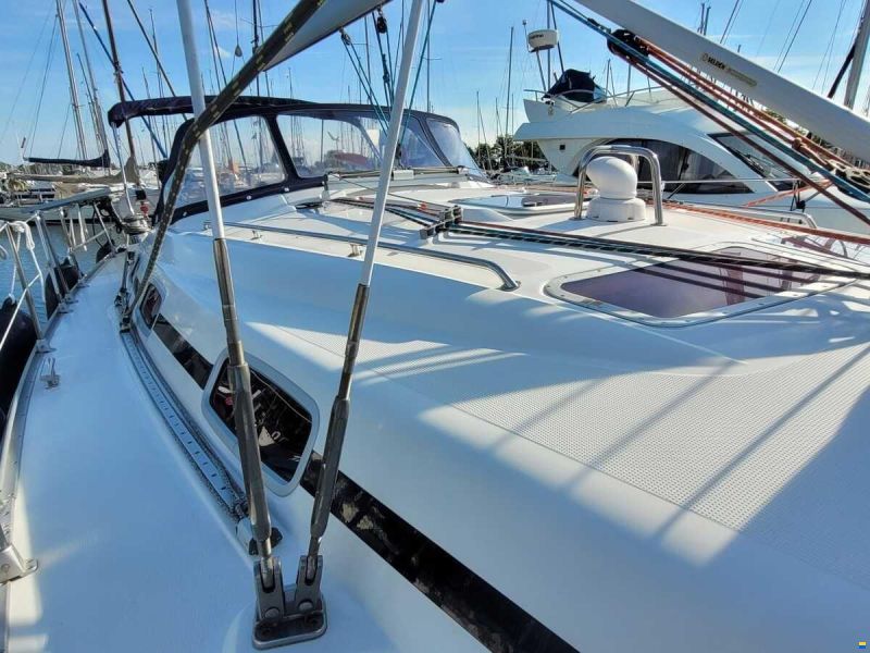 Bavaria 42-3 Custom Line