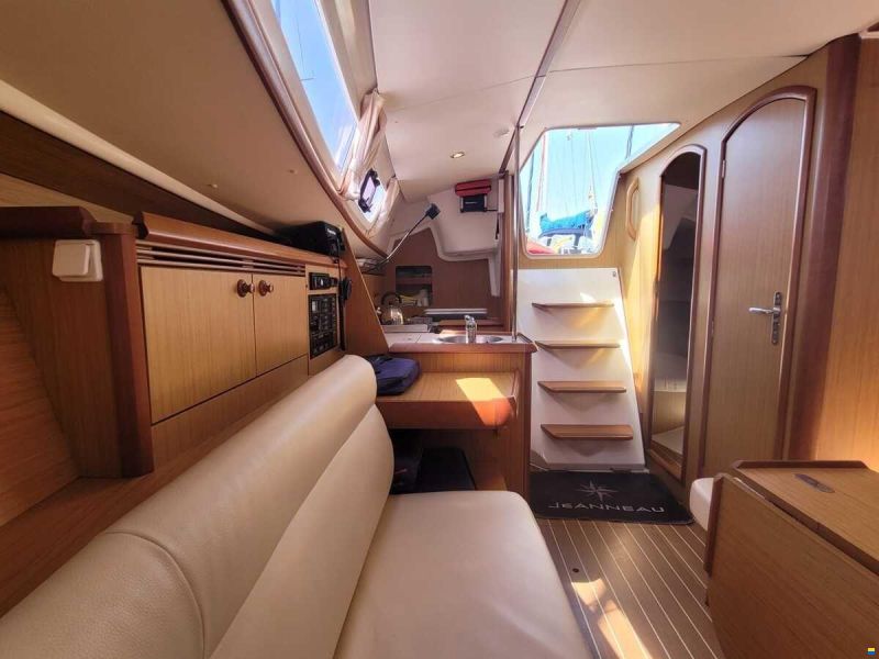 Jeanneau Sun Odyssey 32i