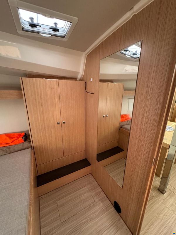 Bavaria C42