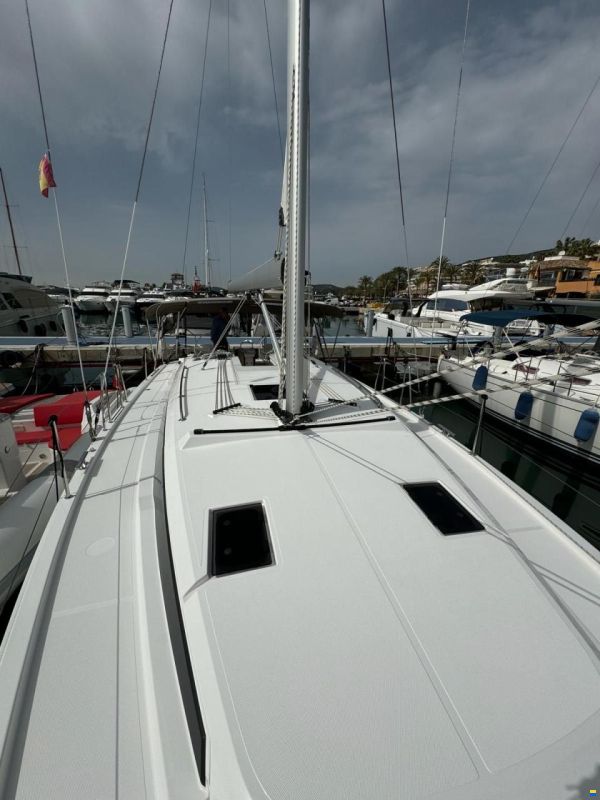 Bavaria C42