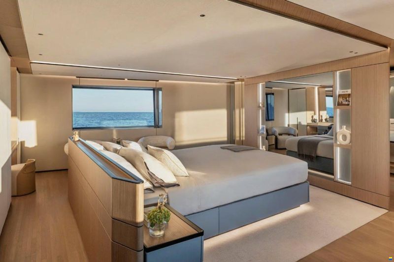 Azimut Grande 44M