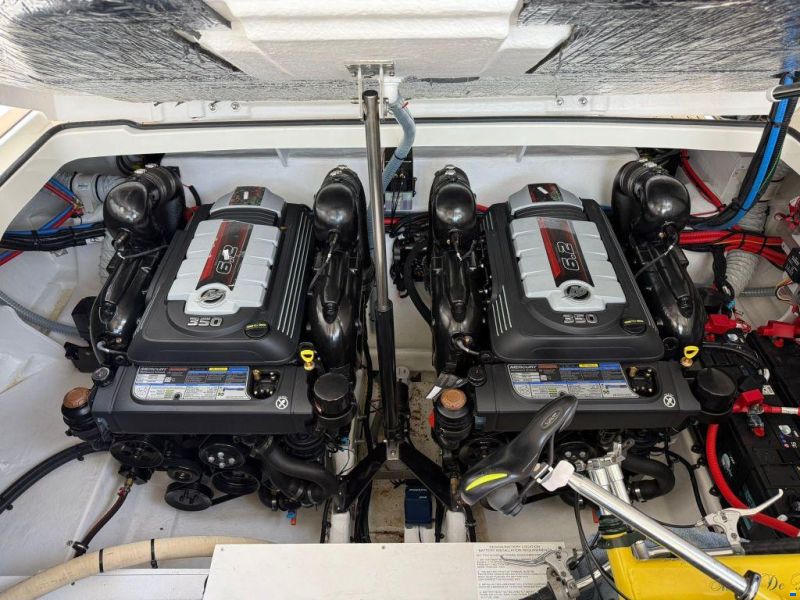 Sea Ray Sundancer 320