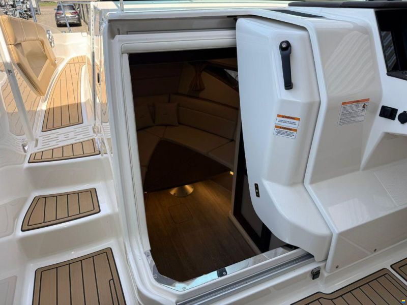 Sea Ray Sundancer 320