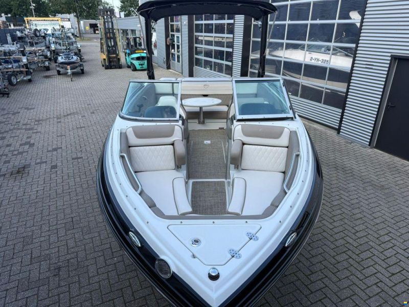 Crownline 225 SS