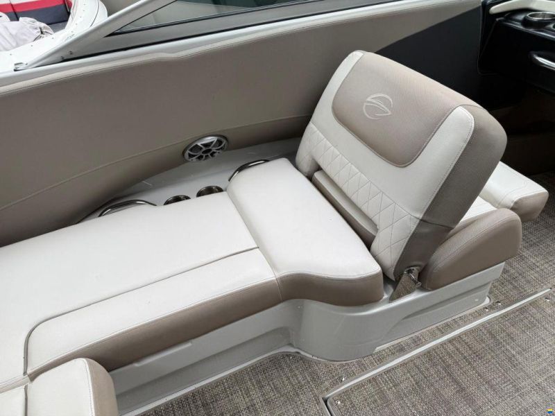 Crownline 225 SS