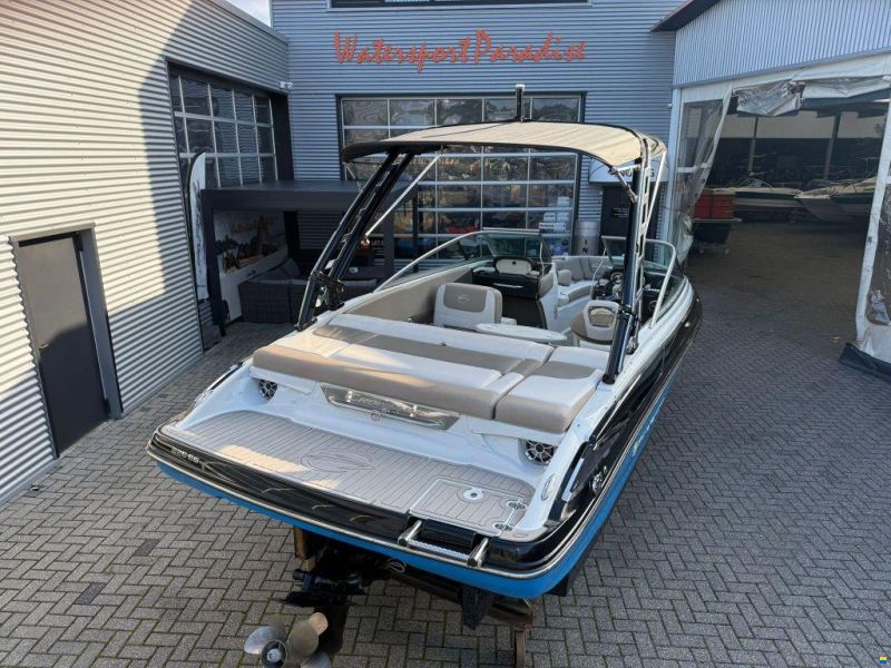 Crownline 225 SS