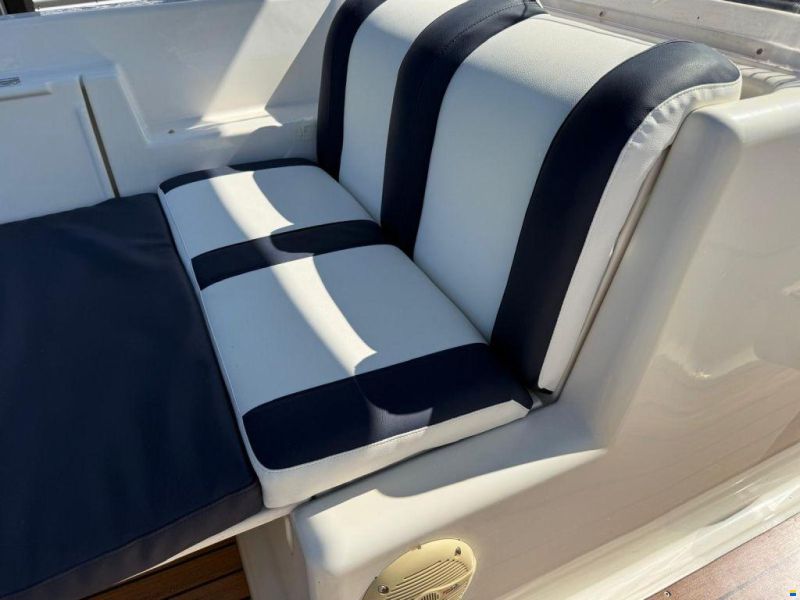 Quicksilver 500 Commander