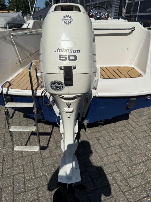 Quicksilver 500 Commander