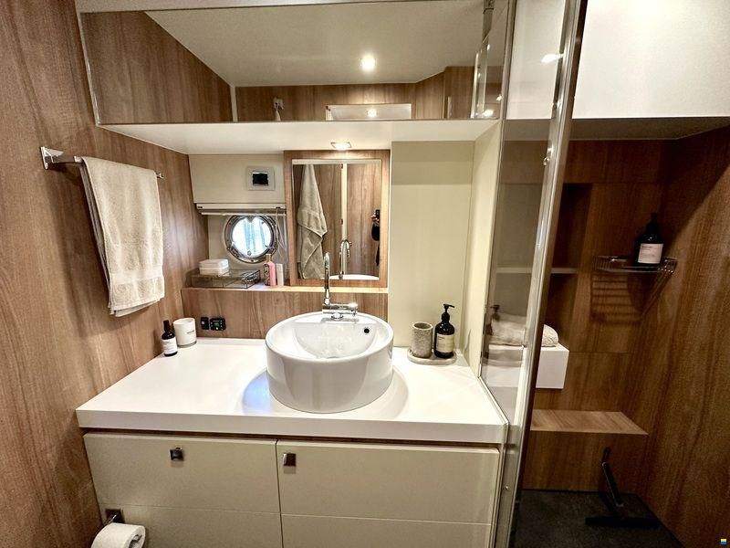 Cranchi T43 Eco Trawler