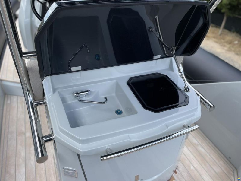 SACS Strider 10