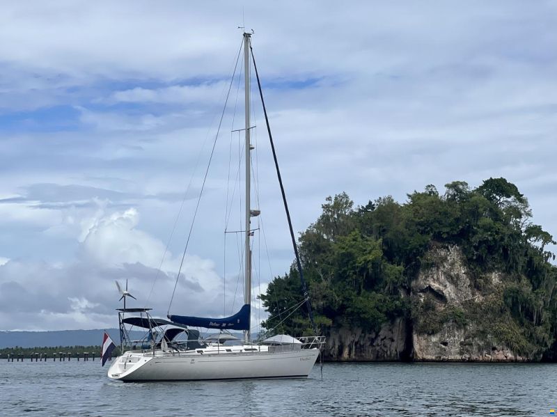 Dufour 38 Classic