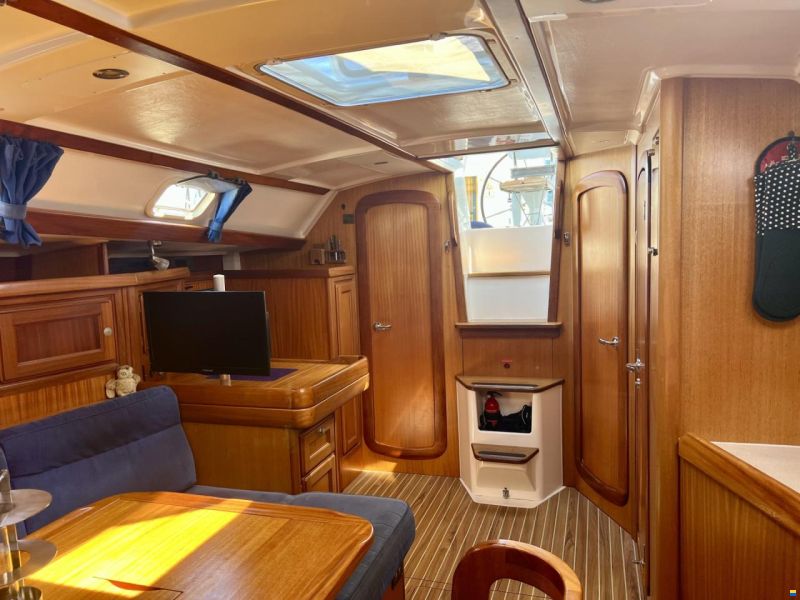 Dufour 38 Classic