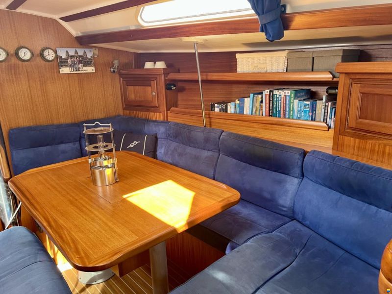 Dufour 38 Classic