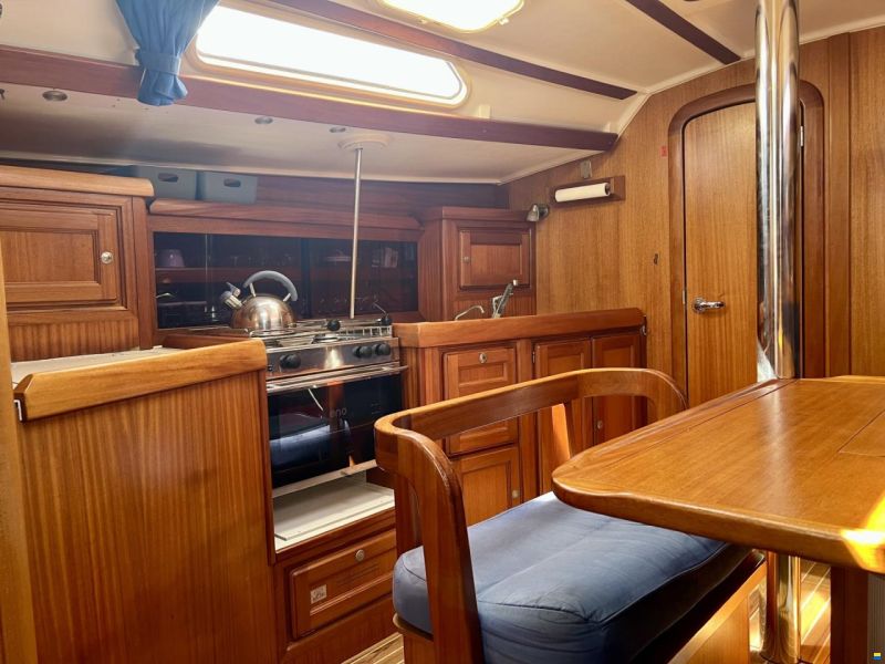 Dufour 38 Classic