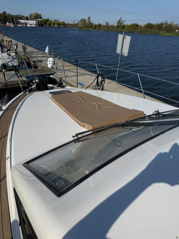 Neptunus 129 Express