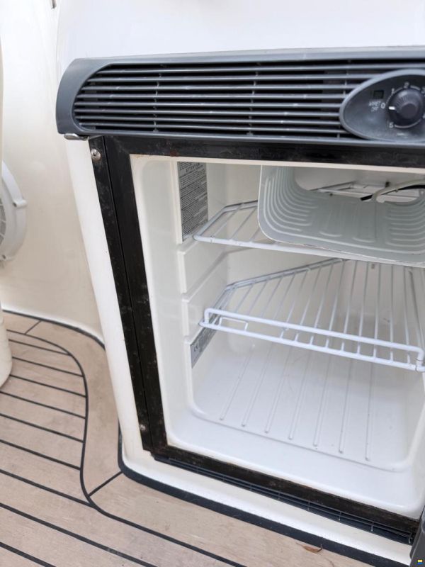 Maxum 2700 SE