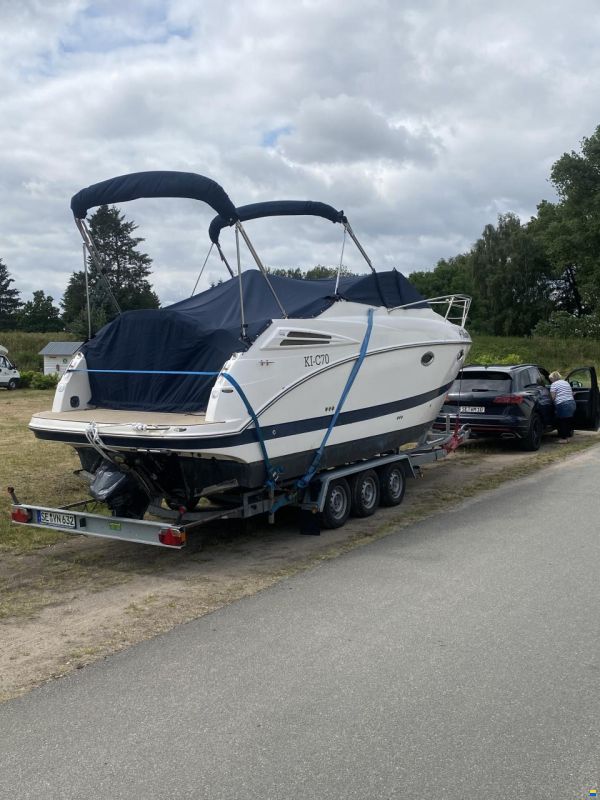 Maxum 2700 SE