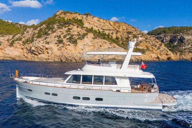 Sasga Yachts Menorquin 68 Flybridge