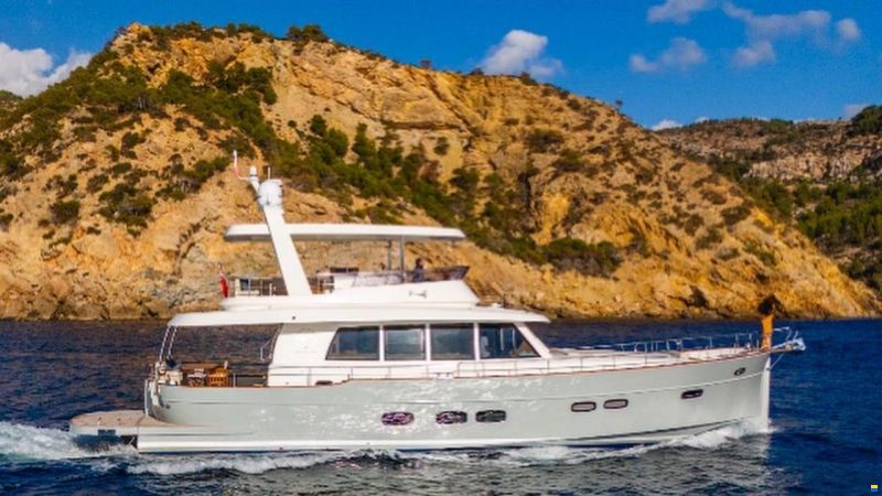 Sasga Yachts Menorquin 68 Flybridge