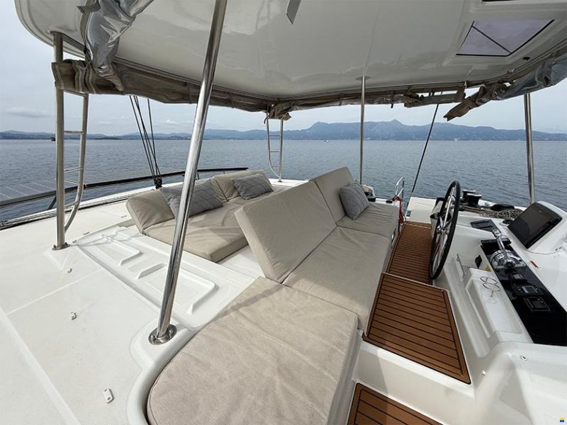 Lagoon 46