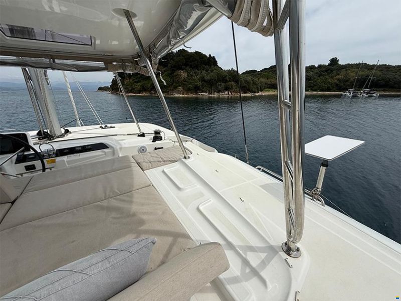 Lagoon 46