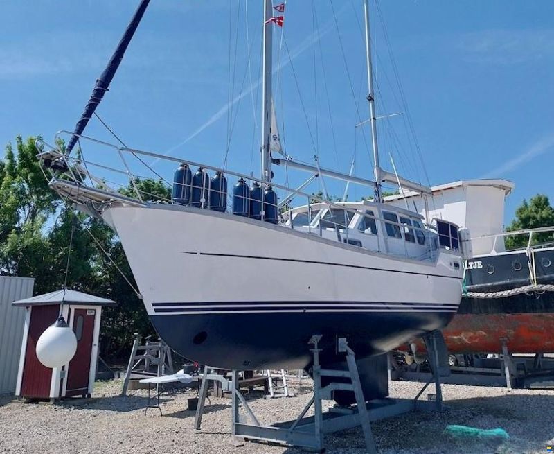Nauticat 331