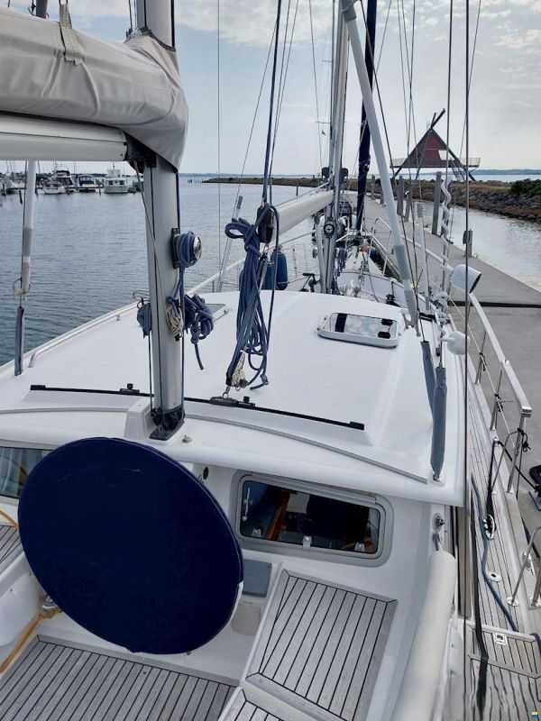Nauticat 331