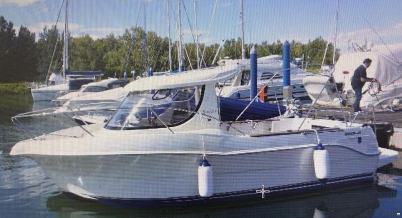 Quicksilver ARVOR 215