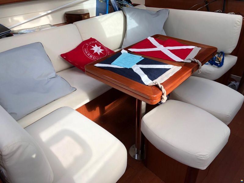 Beneteau 49