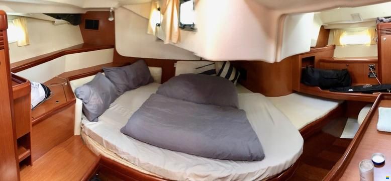 Beneteau 49