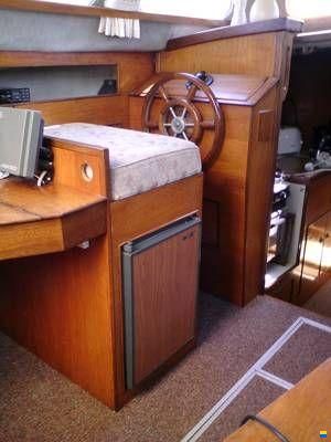 Seastream 34 Deck saloon