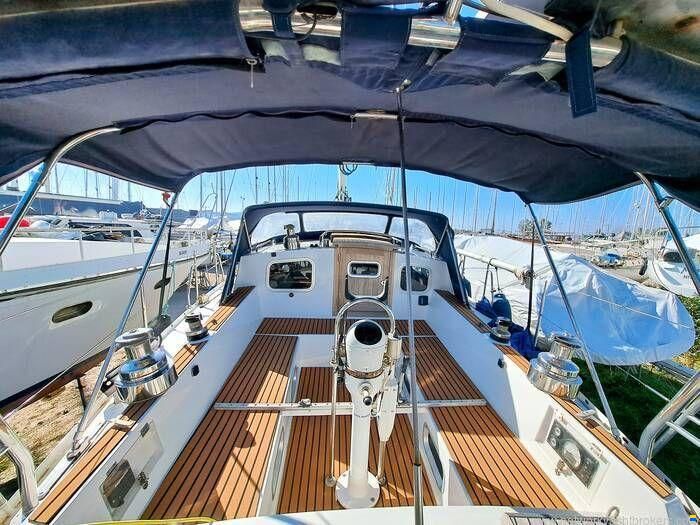Van de Stadt 44 Deck Saloon