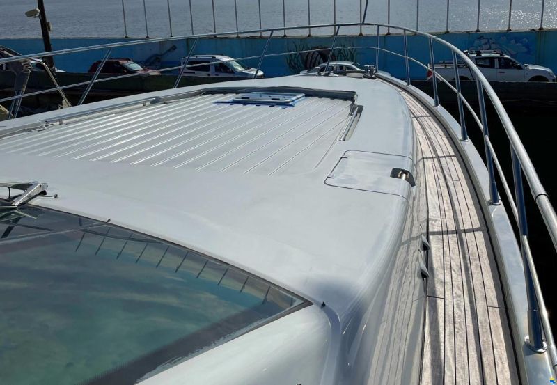 Azimut 86S